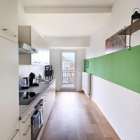Sali-homes/weitblick Apartment/4pax/modern Ausgestattet /mit Kueche * Маркранштедт